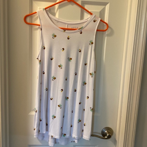 Apt 9 Bundle of 3 Sleeveless Tops - Picture 7 of 16